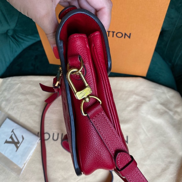 Authentic Louis Vuitton Métis red empreinte crossbody discontinued - Picture 5 of 13